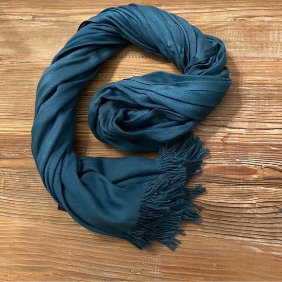 Cejon Blue Scarf - Picture 4 of 4